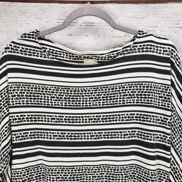 Chico's Women's Black White Knit Striped Batwing Sleeve Pullover Top Size 0 - Picture 2 of 13